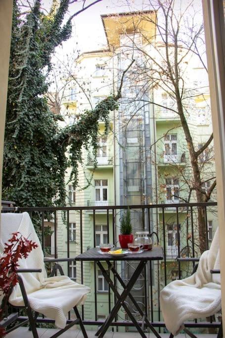 Balcony King 12 Min From Charles Bridge Lägenhet
